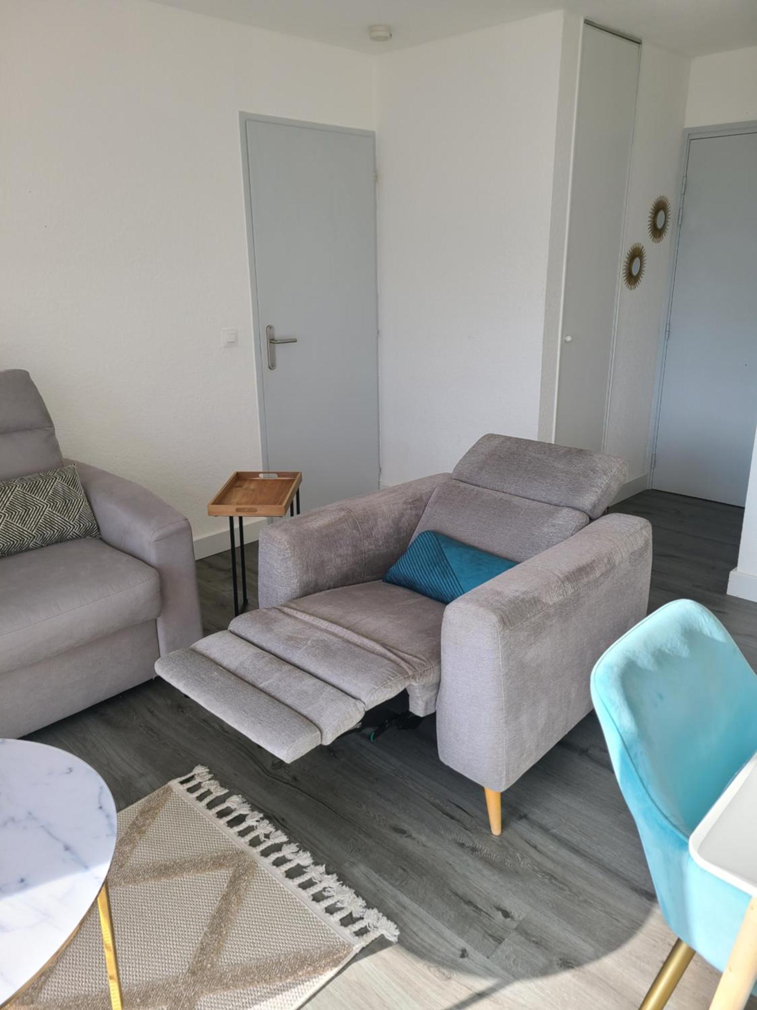 Appartement Joli T2 Proche Gare Avec Vue à Annemasse Extérieur photo